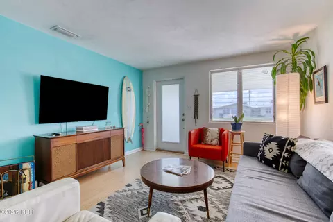 Living - 12 Ocean Shore Dr, Ormond Beach, FL 32176 photo 5 of 5