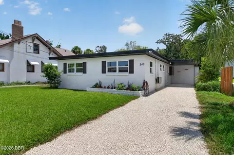 240 Hartford Ave, Daytona Beach, FL 32118