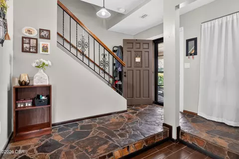 Entry Way - 2 Timberline Trl, Ormond Beach, FL 32174 photo 2 of 3