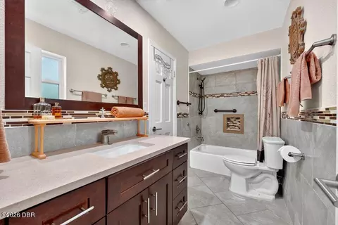 Bath - 20 Twin River Dr, Ormond Beach, FL 32174 photo 5 of 7