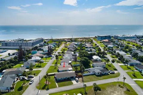 View/Area - 20 Ocean Crest Dr, Ormond Beach, FL 32176 photo 4 of 9