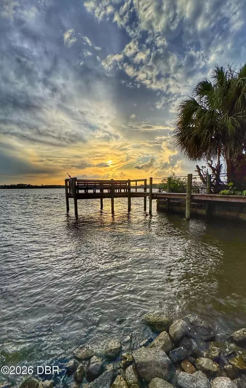 View/Area - 20 Ocean Crest Dr, Ormond Beach, FL 32176 photo 3 of 9