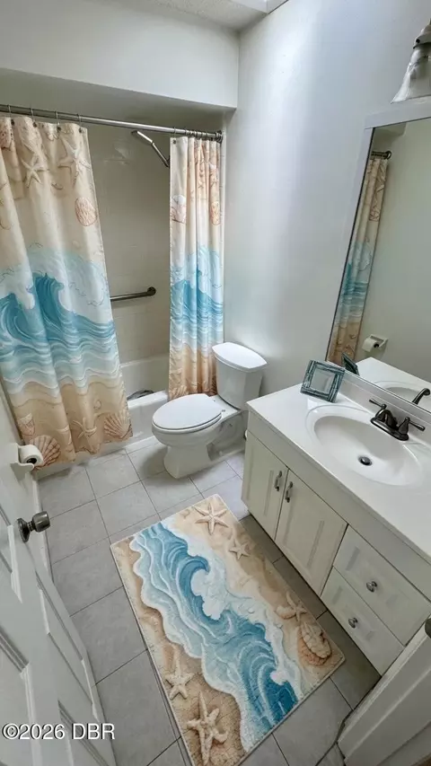 Bath - 20 Ocean Crest Dr, Ormond Beach, FL 32176 photo 2 of 2