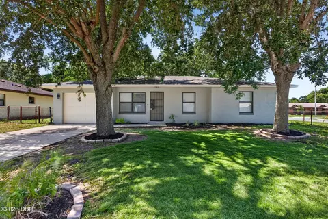 502 Loomis Trl, Daytona Beach, FL 32114