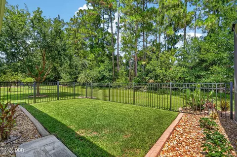 Exterior - 910 Creekwood Dr, Ormond Beach, FL 32174 photo 2 of 26