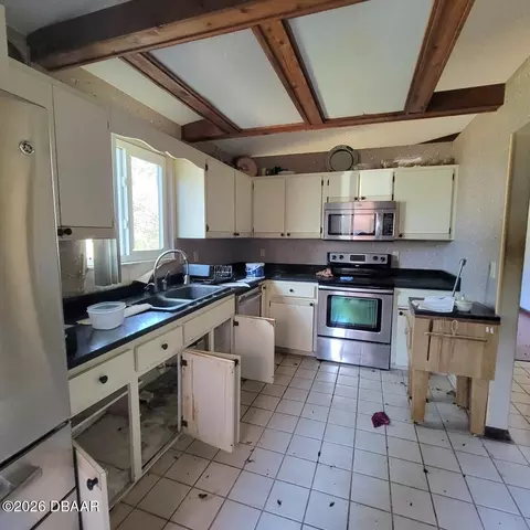 Kitchen - 300 Timberline Trl, Ormond Beach, FL 32174 photo 1 of 2