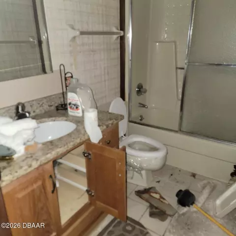 Bath - 300 Timberline Trl, Ormond Beach, FL 32174 photo 1 of 2