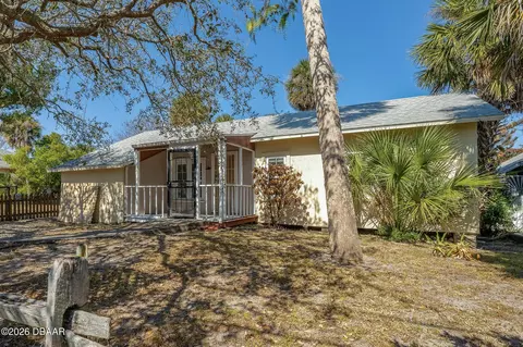 327 Mobile Ave, Daytona Beach, FL 32118