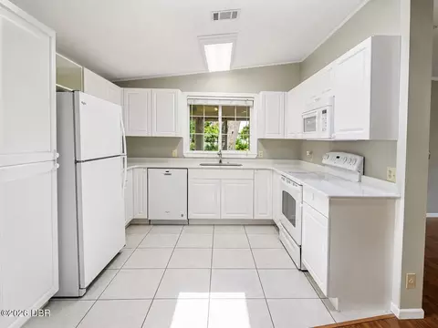 Kitchen - 604 Topside Cir, Edgewater, FL 32141 photo 1 of 2