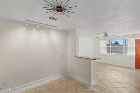 Living - 15 Alamanda Dr, Ormond Beach, FL 32176 photo 4 of 4