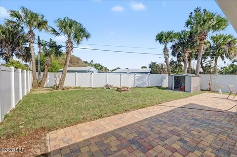 Exterior - 15 Alamanda Dr, Ormond Beach, FL 32176 photo 3 of 6