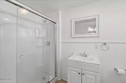 Bath - 15 Alamanda Dr, Ormond Beach, FL 32176 photo 1 of 2