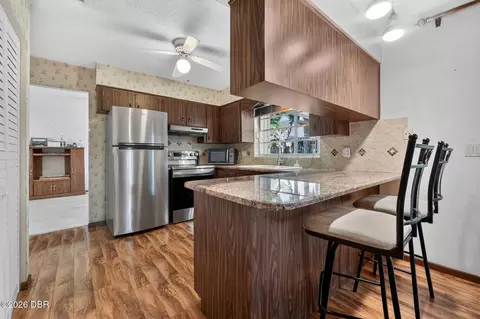 Kitchen - 51 Mayfield Cir, Ormond Beach, FL 32174 photo 4 of 4