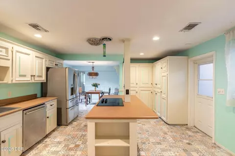 Kitchen - 599 John Anderson Dr, Ormond Beach, FL 32176 photo 1 of 4