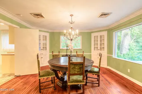 Dining - 599 John Anderson Dr, Ormond Beach, FL 32176 photo 1 of 4
