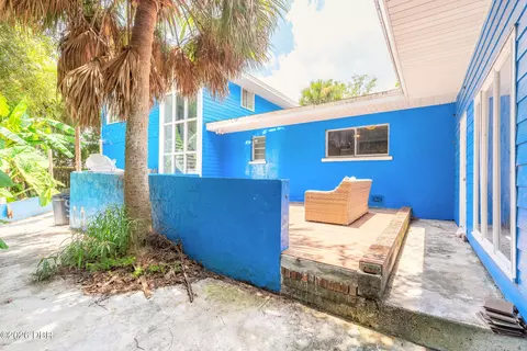 Exterior - 599 John Anderson Dr, Ormond Beach, FL 32176 photo 9 of 11