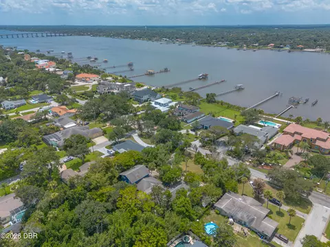 View/Area - 599 John Anderson Dr, Ormond Beach, FL 32176 photo 5 of 12