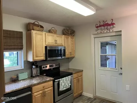 Kitchen - 11 Cardinal Dr, Ormond Beach, FL 32176 photo 2 of 3