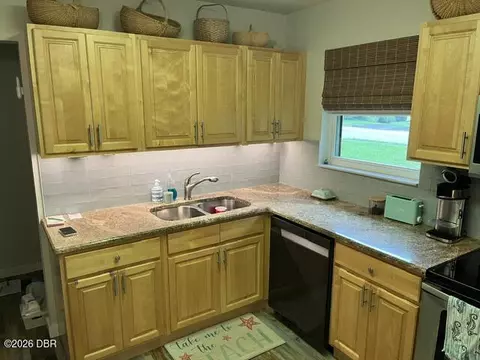 Kitchen - 11 Cardinal Dr, Ormond Beach, FL 32176 photo 1 of 3