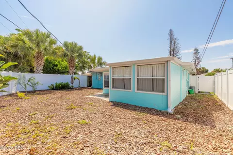 Exterior - 46 Ocean Shore Dr, Ormond Beach, FL 32176 photo 6 of 7