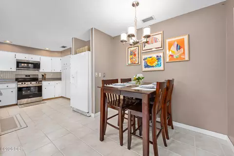 Dining - 92 Ridge Field Pl, Ormond Beach, FL 32174 photo 4 of 4