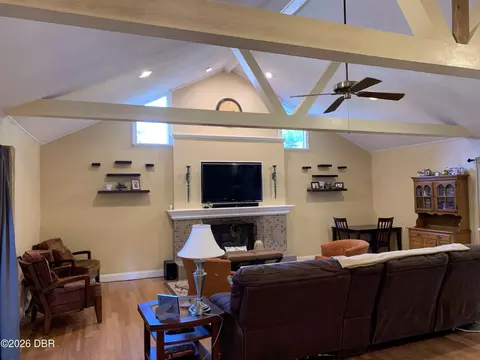 Living - 92 Ridge Field Pl, Ormond Beach, FL 32174 photo 2 of 2