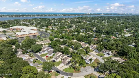 View/Area - 108 Northbrook Ln, Ormond Beach, FL 32174 photo 3 of 7