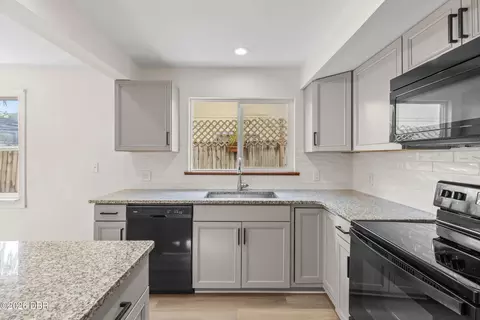 Kitchen - 108 Northbrook Ln, Ormond Beach, FL 32174 photo 1 of 5