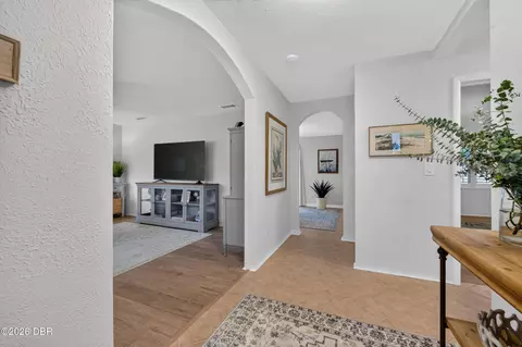 93 Dianne Dr, Ormond Beach, FL 32176 photo 8