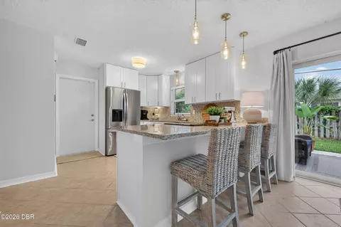 93 Dianne Dr, Ormond Beach, FL 32176 photo 13