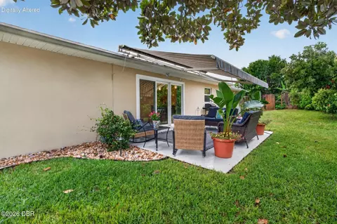 93 Dianne Dr, Ormond Beach, FL 32176 photo 5