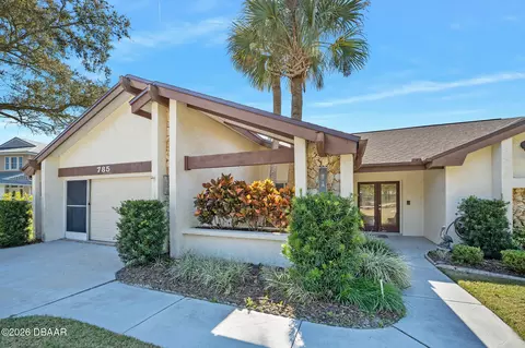 785 Falcon Dr, Port Orange, FL 32127