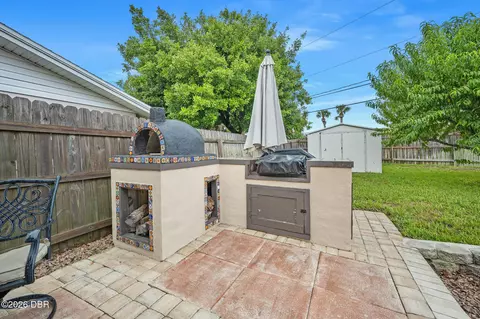 Exterior - 35 Sandra Dr, Ormond Beach, FL 32176 photo 7 of 8