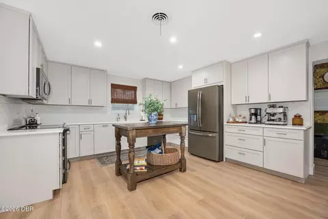 Kitchen - 35 Sandra Dr, Ormond Beach, FL 32176 photo 1 of 3