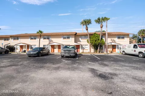 1600 S Palmetto Ave, South Daytona, FL 32119