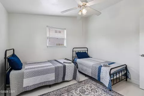 Bedroom - 160 Ponce De Leon Dr, Ormond Beach, FL 32176 photo 4 of 4