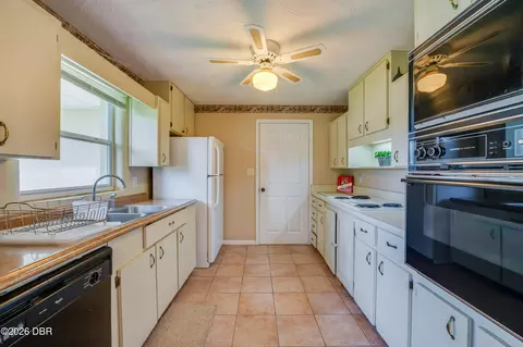 Kitchen - 1101 16th St, Edgewater, FL 32132 photo 2 of 3