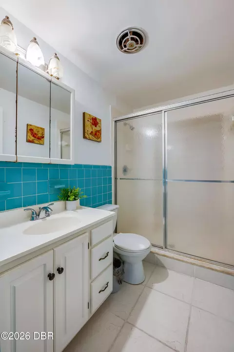 Bath - 1101 16th St, Edgewater, FL 32132 photo 2 of 2