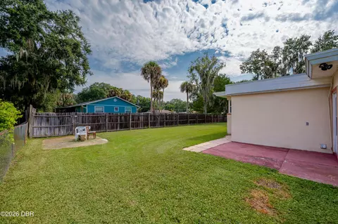 Exterior - 1101 16th St, Edgewater, FL 32132 photo 4 of 6