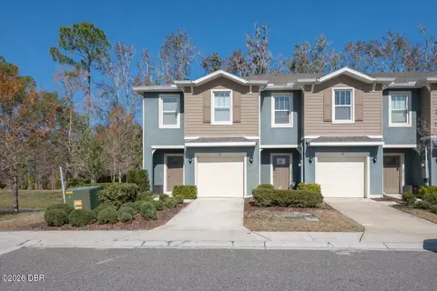 35 Vista Oaks Ln, Port Orange, FL 32129