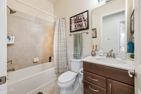 Bath - 817 Pinewood Dr, Ormond Beach, FL 32174 photo 1 of 4