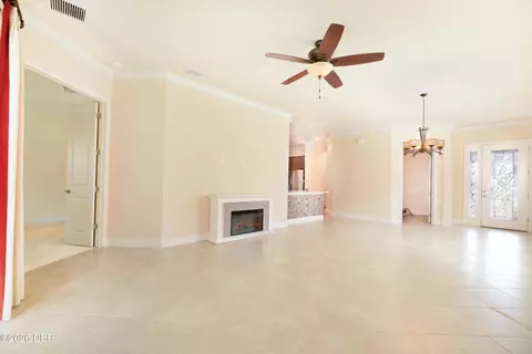 Living - 817 Pinewood Dr, Ormond Beach, FL 32174 photo 3 of 4