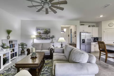 Living - 6 Fox Lair Ct, Ormond Beach, FL 32174 photo 4 of 4