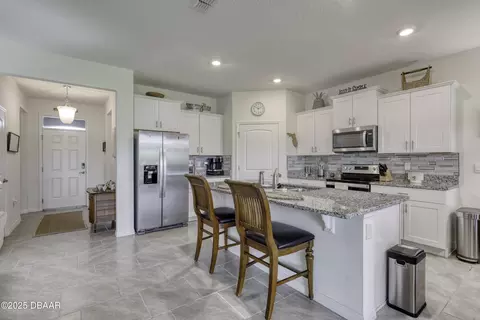 Kitchen - 6 Fox Lair Ct, Ormond Beach, FL 32174 photo 3 of 7