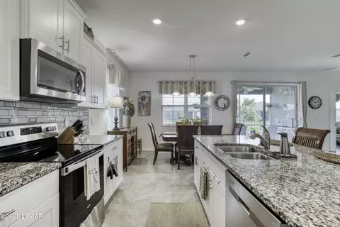 Kitchen - 6 Fox Lair Ct, Ormond Beach, FL 32174 photo 5 of 7