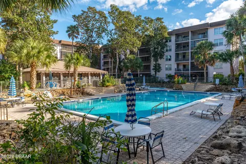 Exterior - 640 N Nova Rd, Ormond Beach, FL 32174 photo 8 of 8