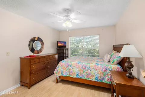 Bedroom - 640 N Nova Rd, Ormond Beach, FL 32174 photo 3 of 5