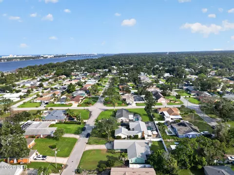 View/Area - 768 Knollview Blvd, Ormond Beach, FL 32174 photo 9 of 10