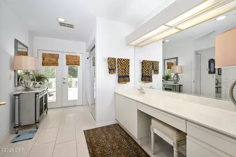 Bath - 28 Treetop Cir, Ormond Beach, FL 32174 photo 6 of 6