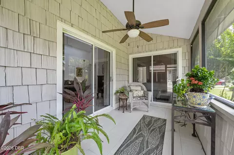 Exterior - 28 Treetop Cir, Ormond Beach, FL 32174 photo 3 of 16